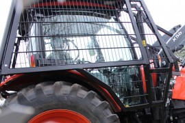 Forstausstattung für Traktoren